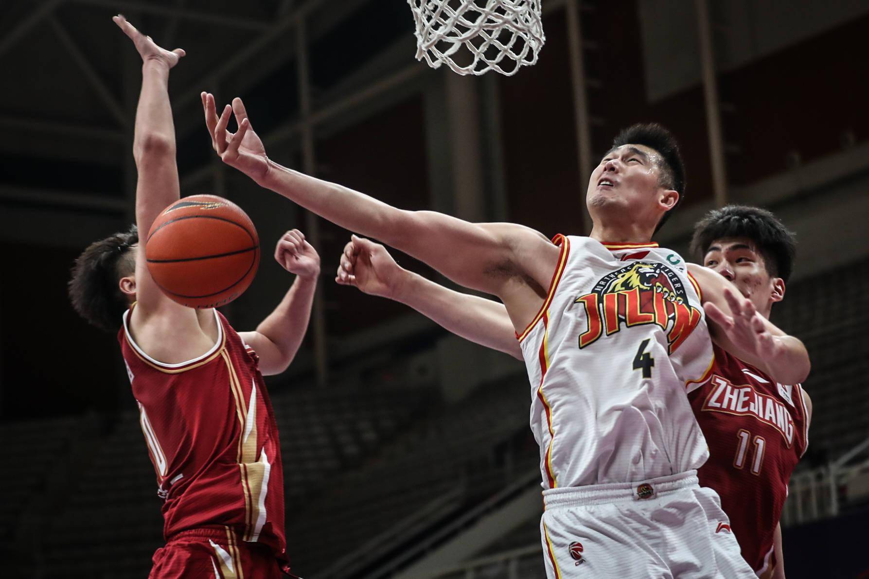 浙江稠州银行逆风追击寻找机会实现突围