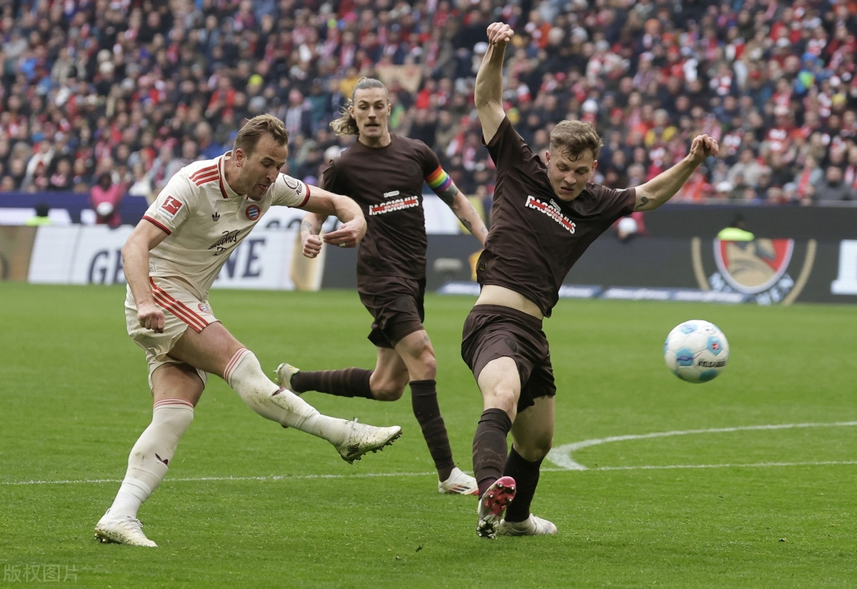 拜仁神威凌驾对手，欧冠赛场犀牛角尖的简单介绍