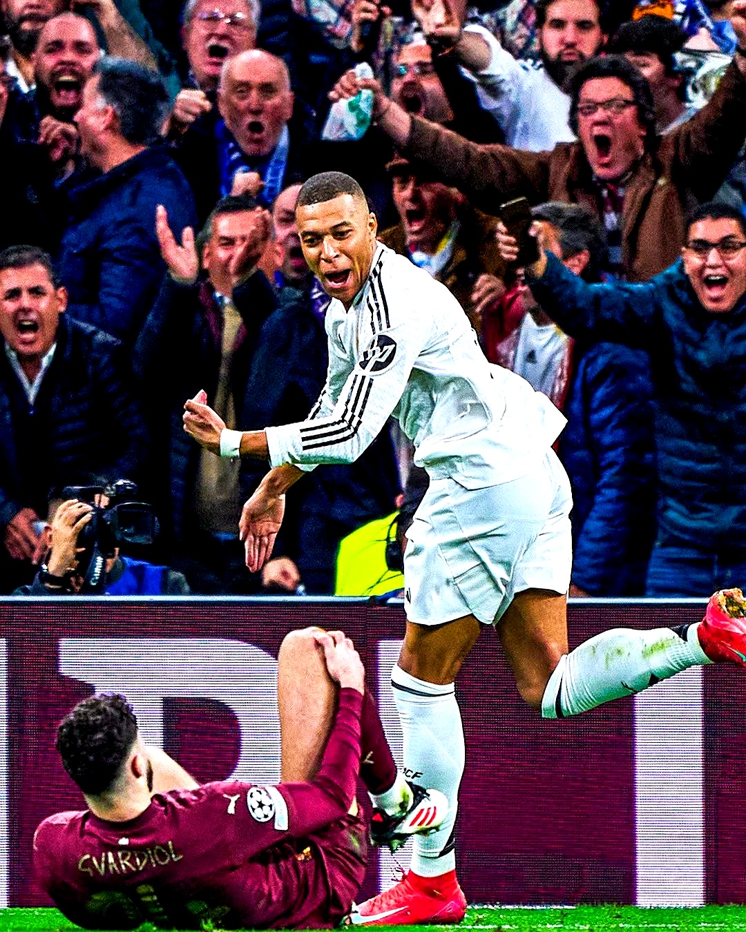 包含姆巴佩迎来十二赛季高光表现，澳大利亚队球迷沸腾！的词条